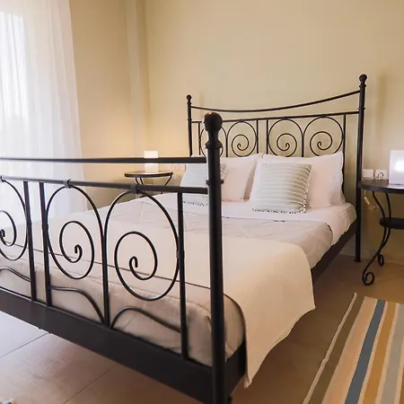 Mareva's House Vromerí