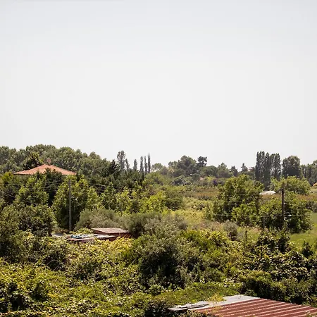 Mareva's House شقة Vromerí